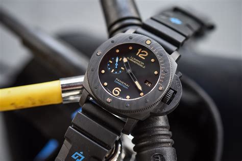 panerai 47 mm|Panerai carbotech 47mm.